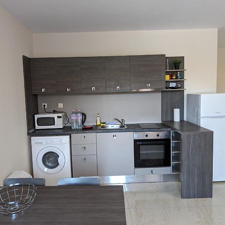 Sunny Star Dreams Condo W Prime Location, Pool, Sea View سفيتي فلاس المظهر الخارجي الصورة