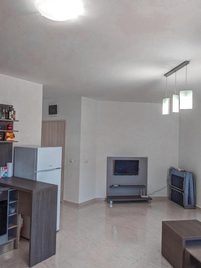 Sunny Star Dreams Condo W Prime Location, Pool, Sea View سفيتي فلاس المظهر الخارجي الصورة